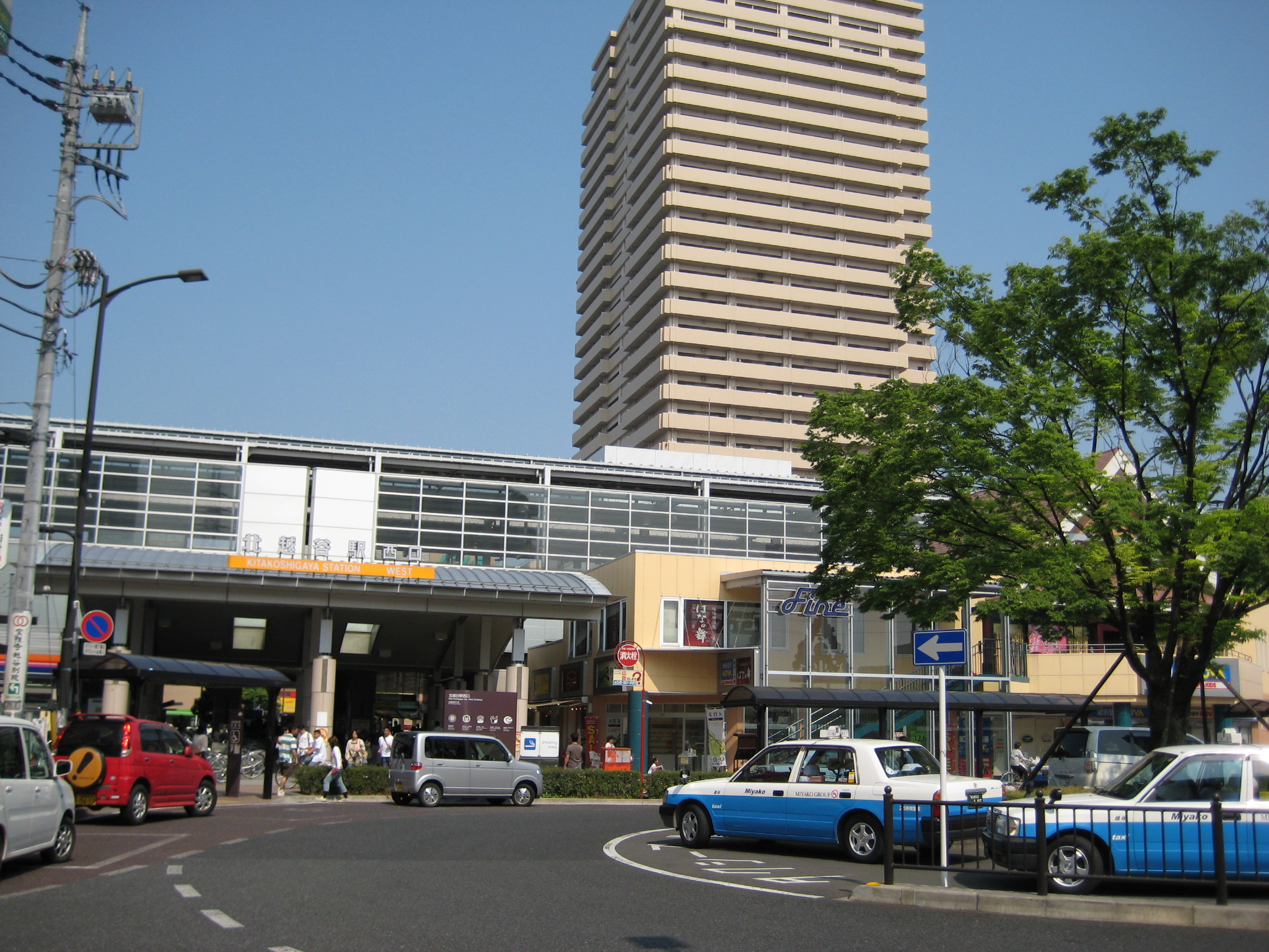 北越谷駅の西口