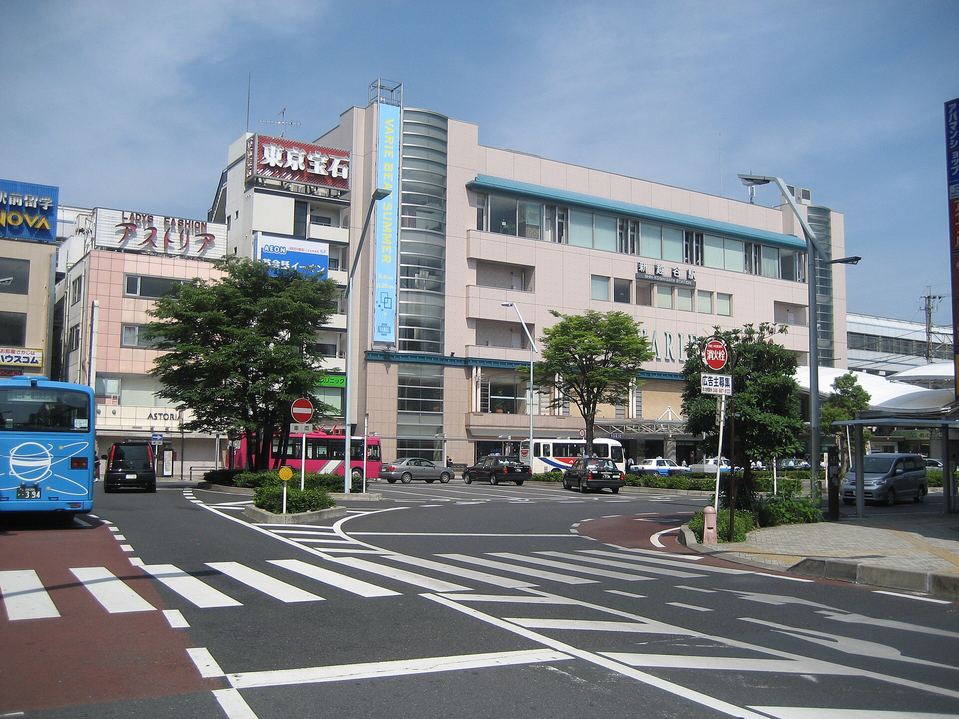 新越谷駅東口・南越谷駅南口のロータリー